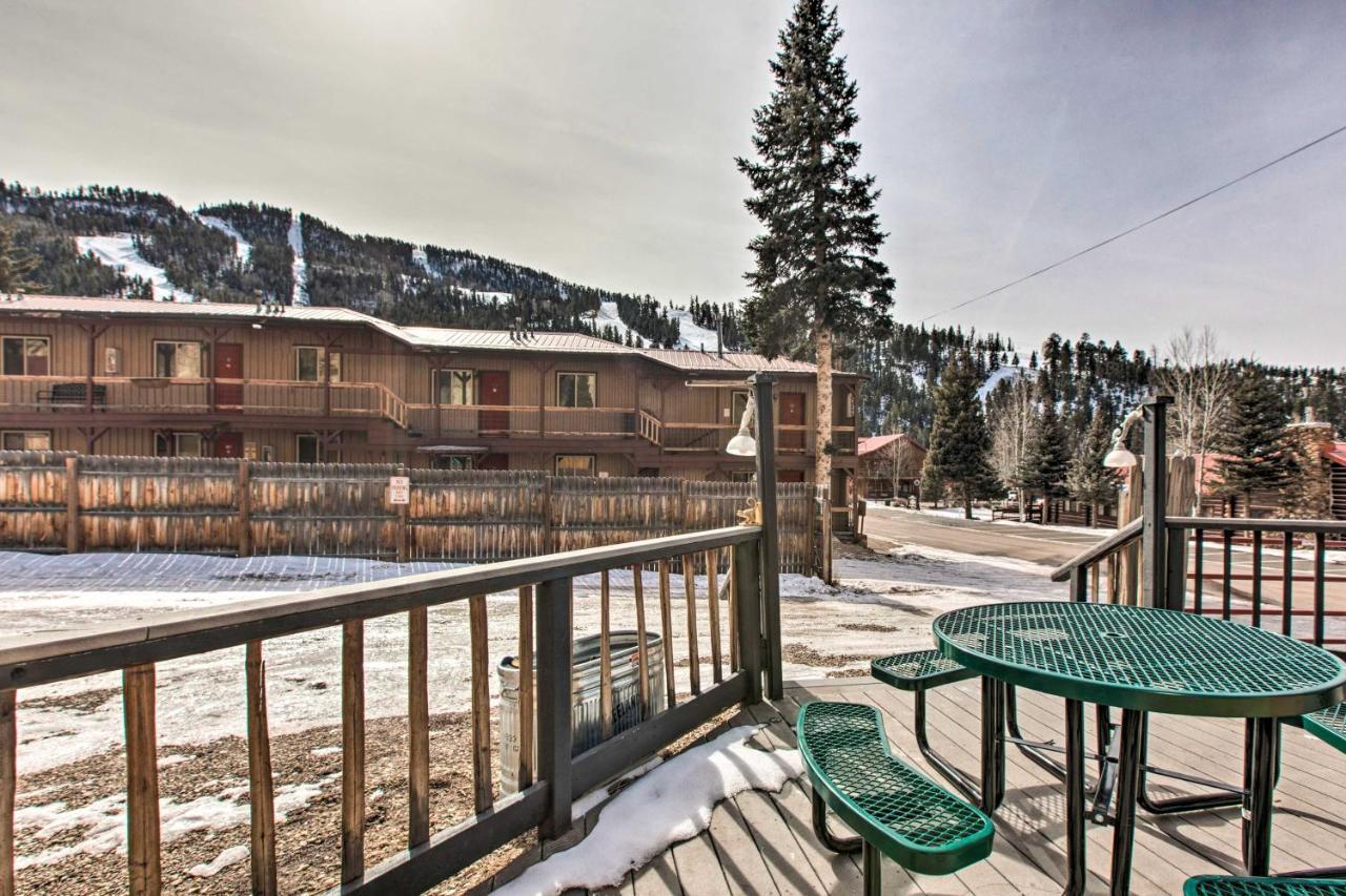 Cozy Red River Condo - Walk To Chair Lift! Bagian luar foto