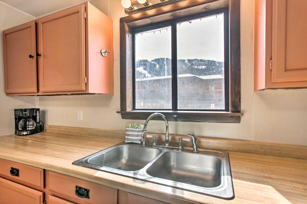 Cozy Red River Condo - Walk To Chair Lift! Bagian luar foto